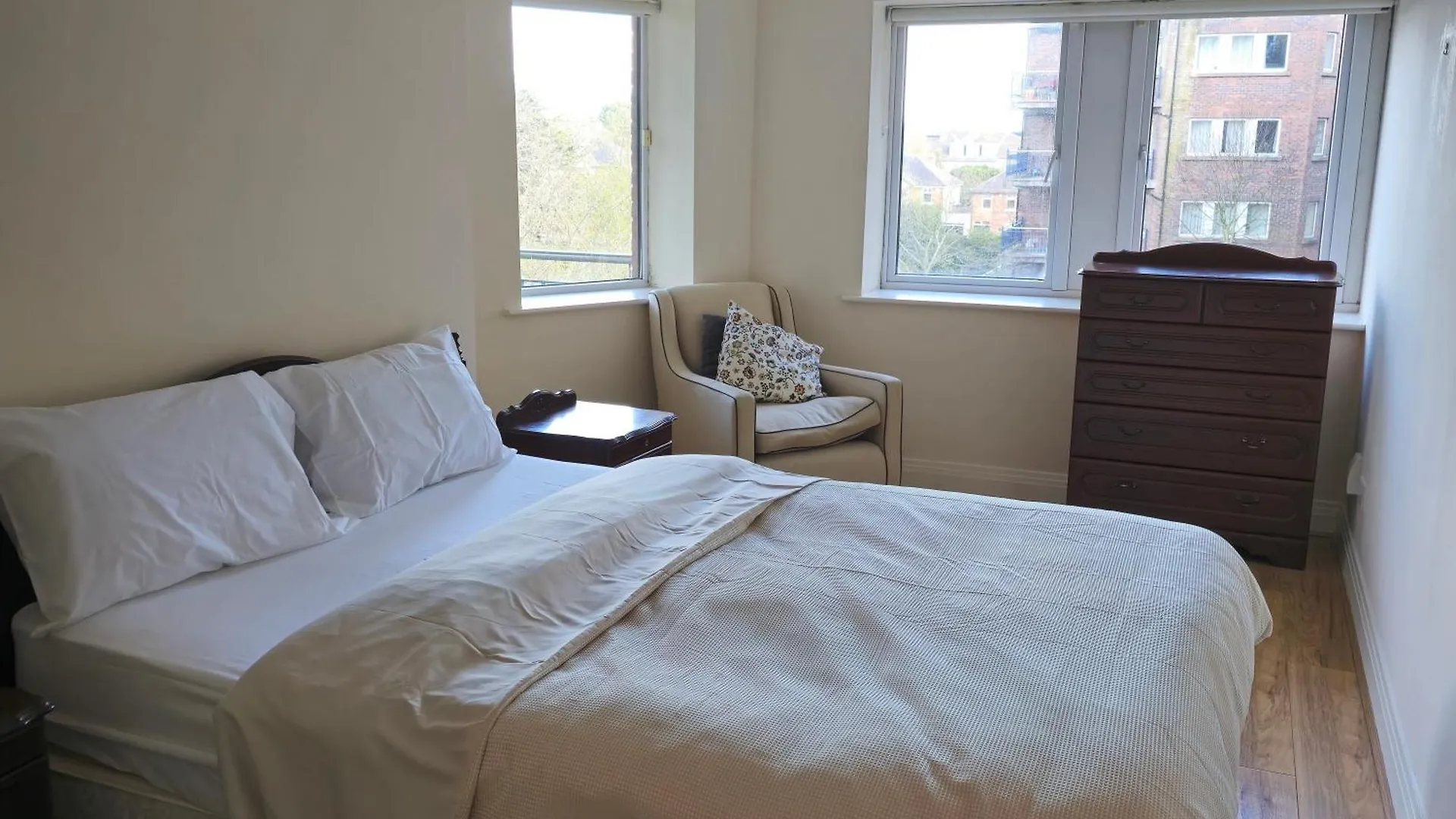 Gracian Omb Dublin Apartment