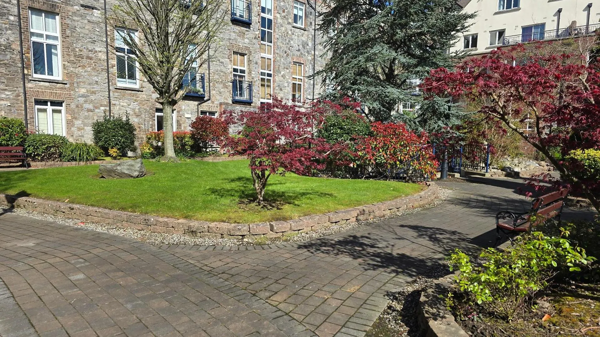 Gracian Omb Dublin Apartment